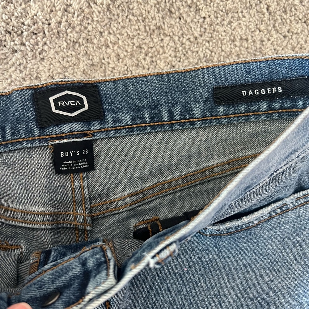 Boys RVCA jeans - Picture 3 of 4